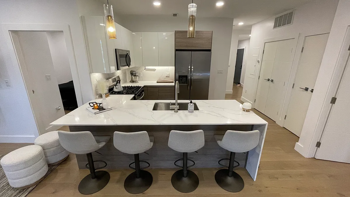 Building Photo - 30 Penniman Rd #207