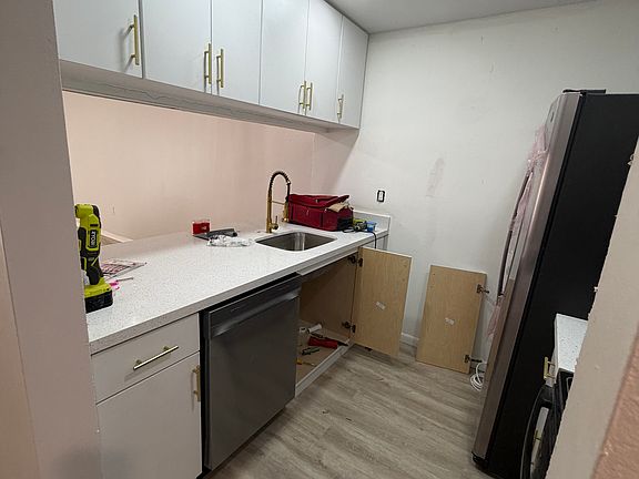 2nd image of 260 NW 107th Ave APT 211