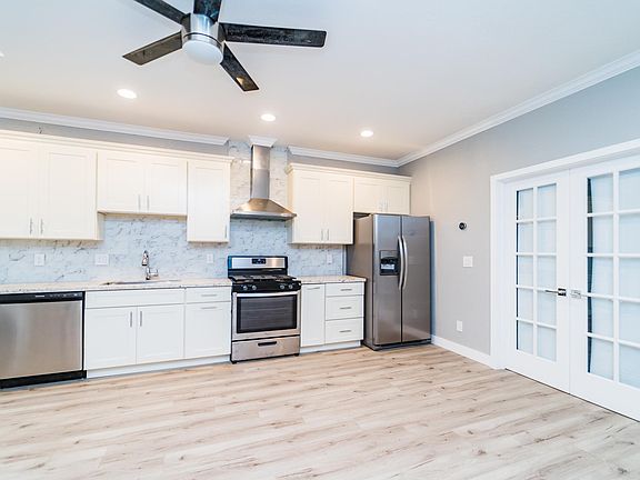 2nd image of 2487 Zachary Way