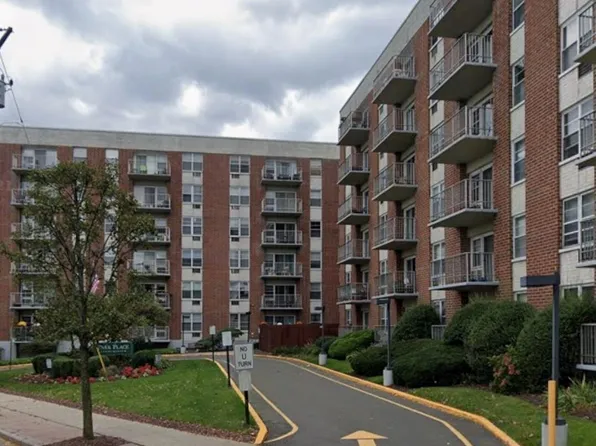 35 Park Avenue #4N, Suffern, NY 10901