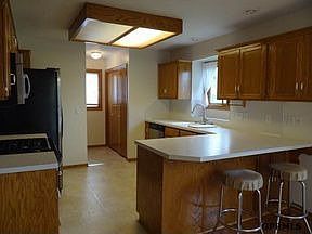 4th image of 1010 Eureux Cir