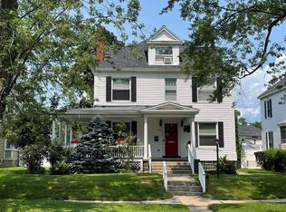 1109 Waverly Pl, Schenectady, NY 12308