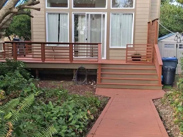 472 Moose CT SW Street #C, Ocean Shores, WA 98569