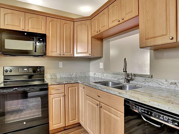 5th image of 2900 NW 42nd Avenue #A202