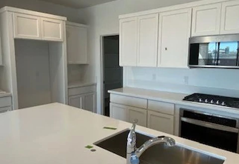 Homesite 55 Kitchen