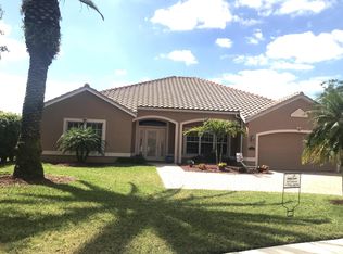 120 Forest Hills Blvd, Naples, FL 34113