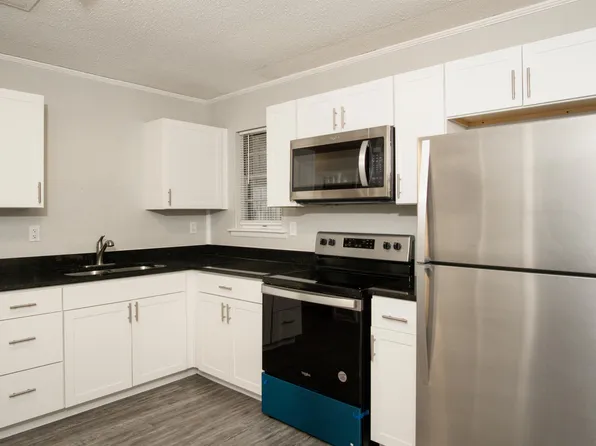 2708 Monticello Dr NW, Huntsville, AL 35810