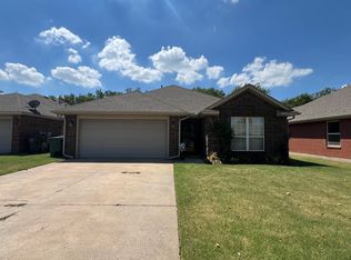 1123 Mollie Rausch Ln, Edmond, OK 73003