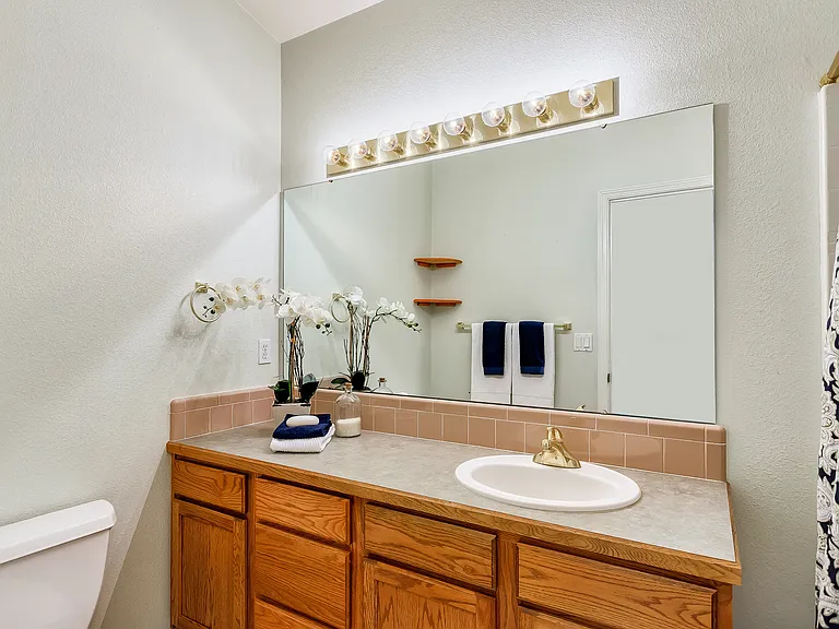 6493 S Hornbeam Pl — Photo 16