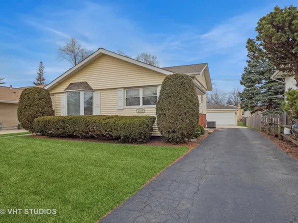1725 S Chestnut St, Des Plaines, IL 60018