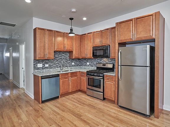 5th image of 626 W 48th Pl Floor 2
