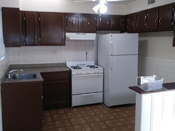4th image of 8416 Braddock Dr