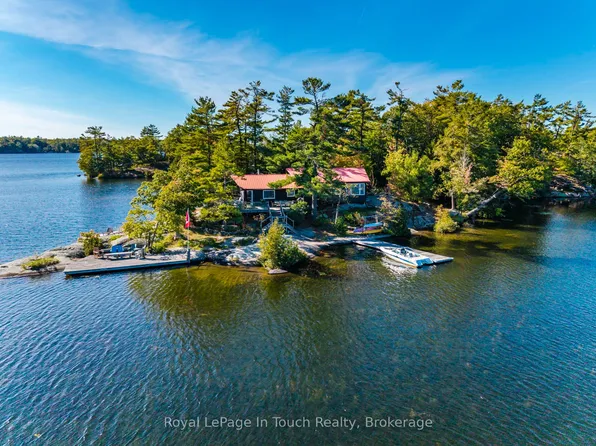 2 Island 3190 Georgian Bay, Georgian Bay, ON L0K 1S0