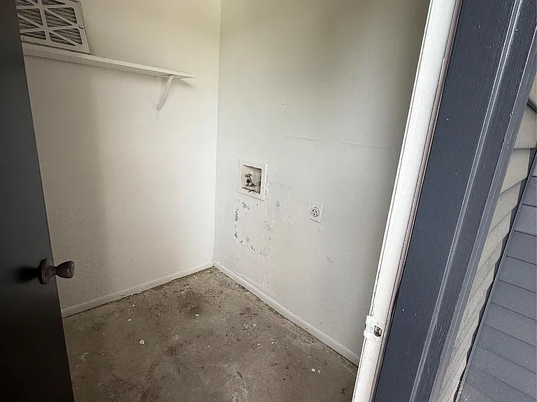 923 Carrell St #D — Photo 19