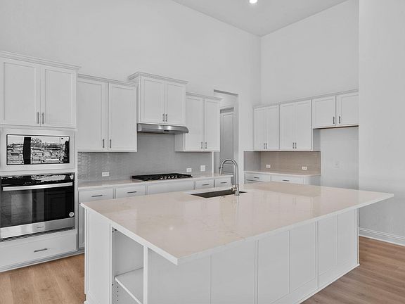 7th image of this home