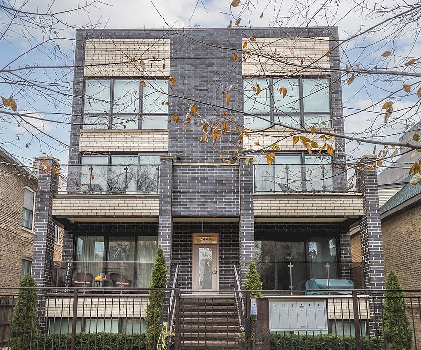 1st image of 2448 W Thomas St #1W