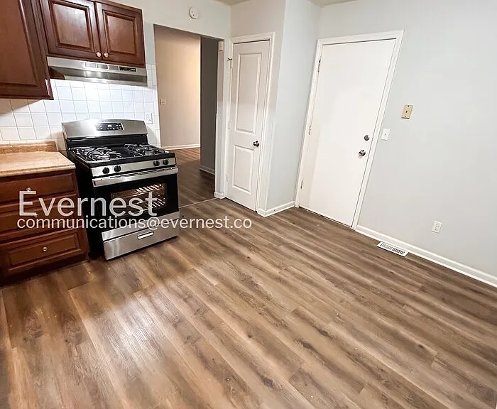 11635 Hazeloak Dr — Photo 7