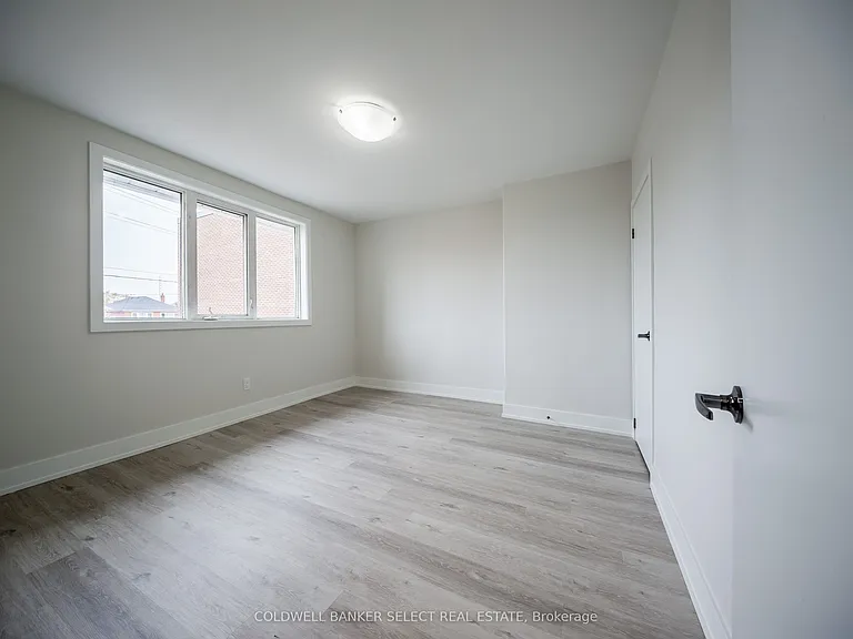 1680 Weston Rd — Photo 14