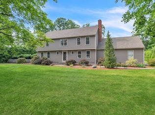 23 Bittersweet Ln, Wilbraham, MA 01095
