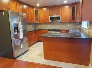 812 Moraga Dr, Mountain View, CA 94041