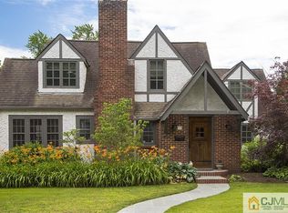 13 Bunker Hill Rd, Cranbury, NJ 08512