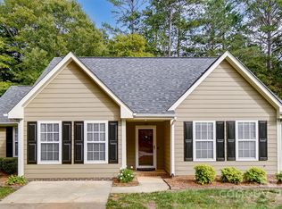192 Valleybrook Dr, Denver, NC 28037