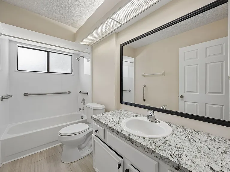8362 Rockridge Dr — Photo 21