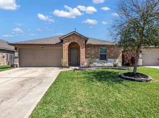 3910 Hybrid Ct, Baytown, TX 77521