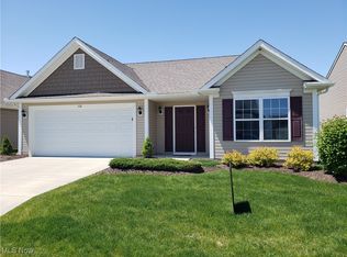 108 Prestwyck Ln, Elyria, OH 44035