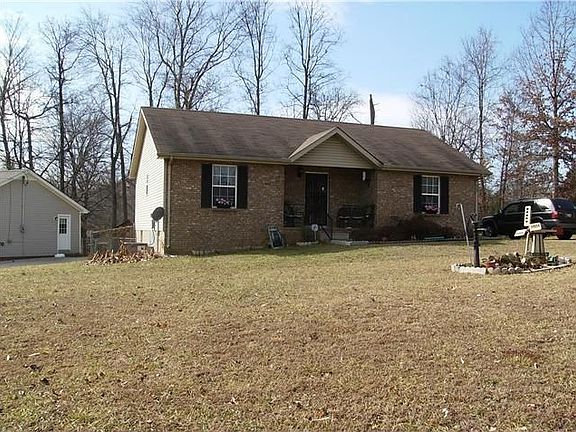 3rd image of 628 Woodhaven Dr #D