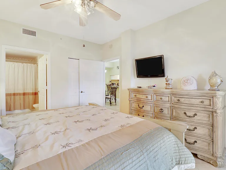 2802 Sarento Pl #204 — Photo 7