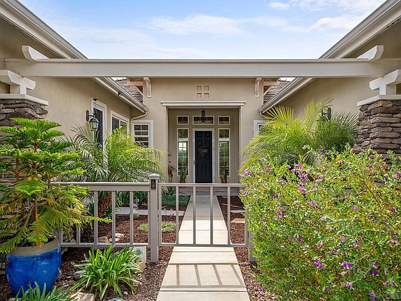 5th image of 1812 Hayden Ranch Rd