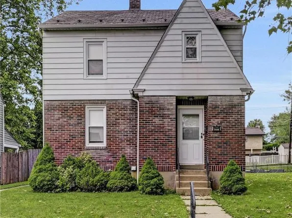 2117 Kemmerer St, Bethlehem, PA 18017