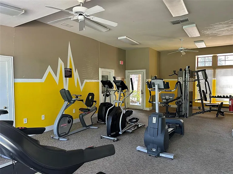 232 Afton Sq #112 — Photo 23
