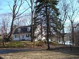 14 Fayson Lakes Rd, Kinnelon, NJ 07405