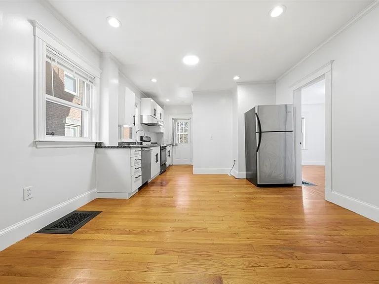 7 Orchard St #1 — Photo 14