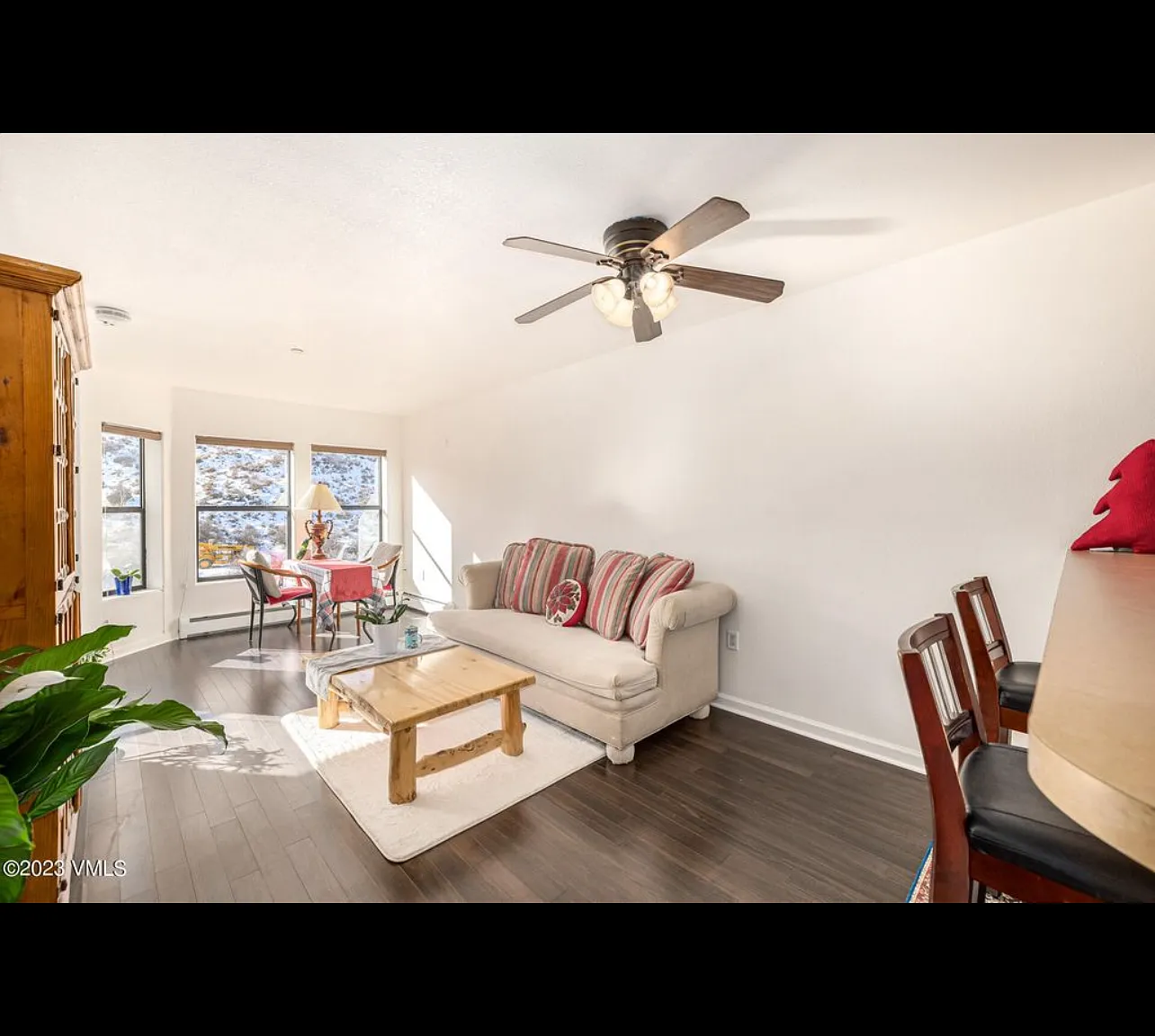 2 bed, 924 sqft, $3,600 — Photo 1