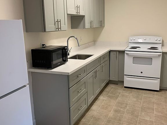 5th image of 3220 Fruitvale Ave #1