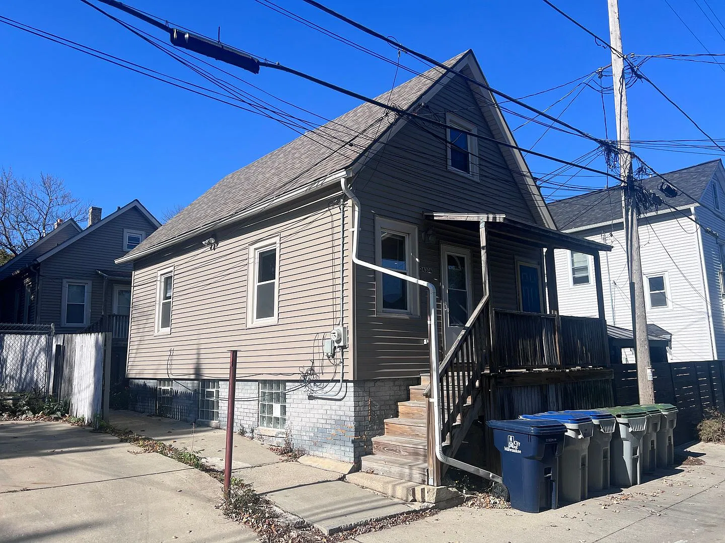 Dousman Cottage — Photo 1