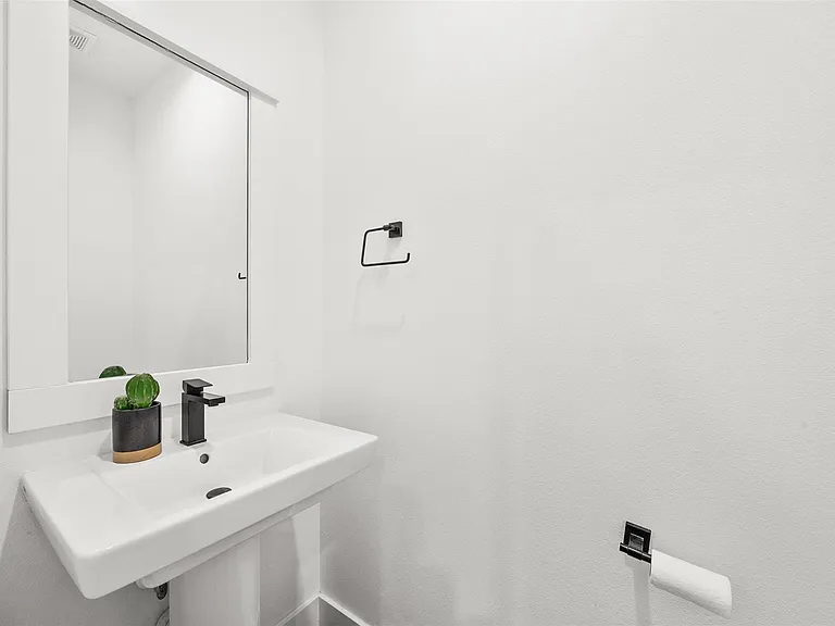 2056 Johanna Dr #D — Photo 6