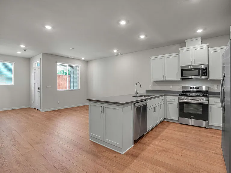 16652 SW Darling Ln — Photo 6