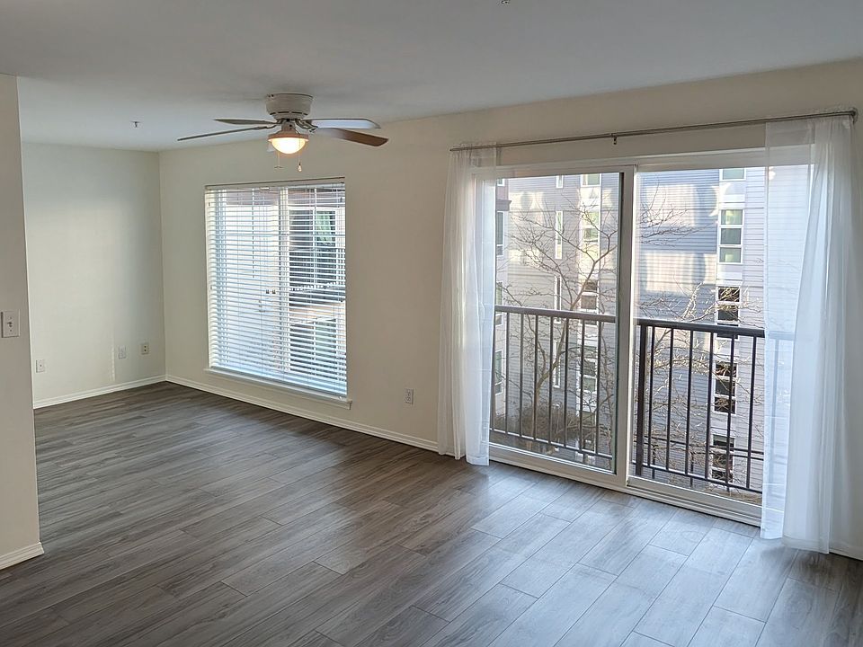 1st image of 323 Queen Anne Ave N APT 509