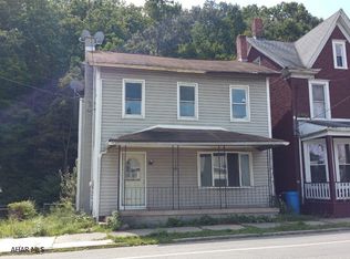 421 W 15th St, Tyrone, PA
