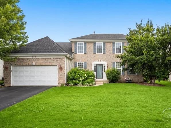 333 Hampstead Dr, Sugar Grove, IL 60554