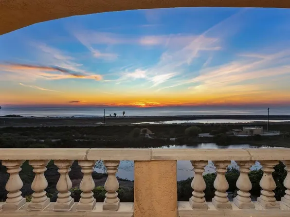 849 N Rios Ave N, Solana Beach, CA 92075