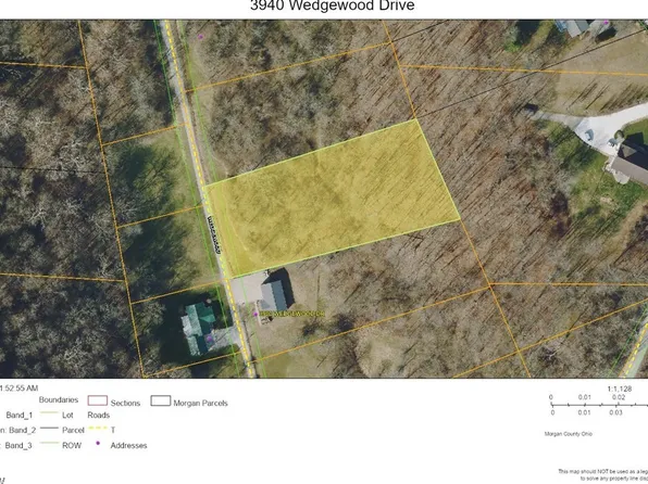3940 N Wedgewood Dr, McConnelsville, OH 43756
