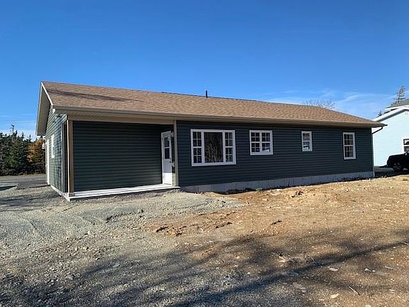 3rd image of 1714 Torbay Road