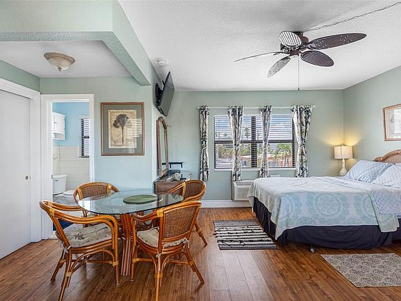 3rd image of 16333 Gulf Blvd #210