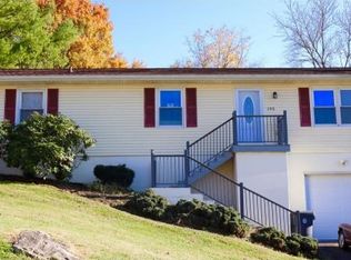 208 Belmont Dr, Bristol, TN 37620