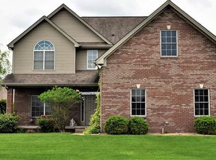2073 Parkside Dr, Columbus, IN 47203